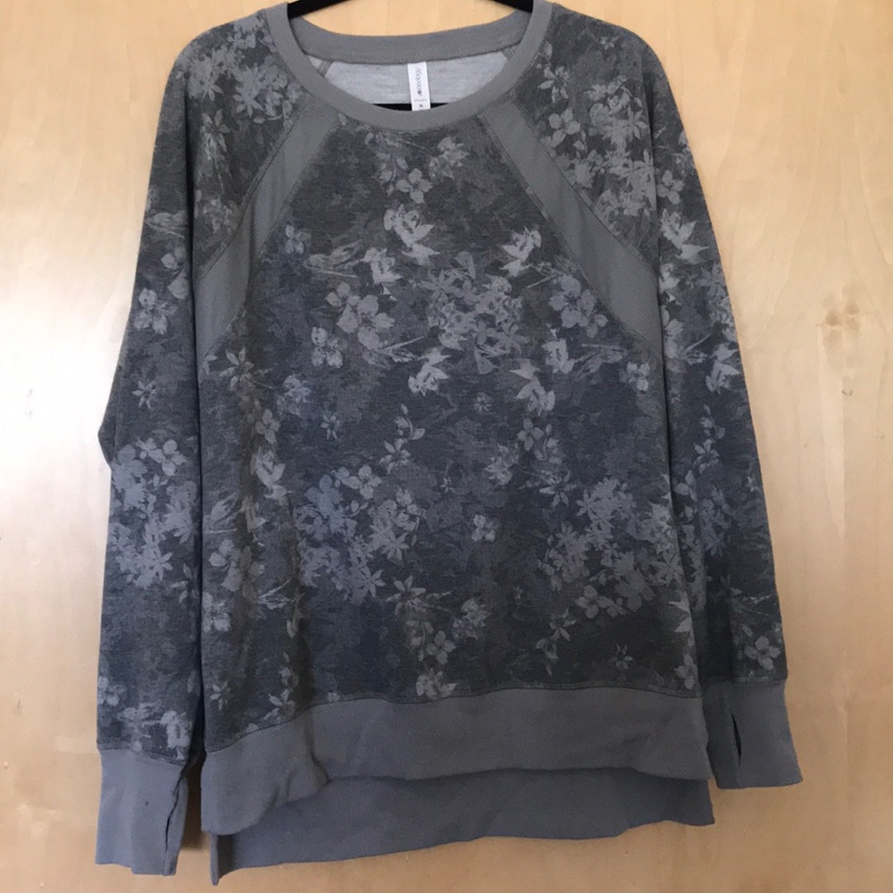 Athletic sweatshirt